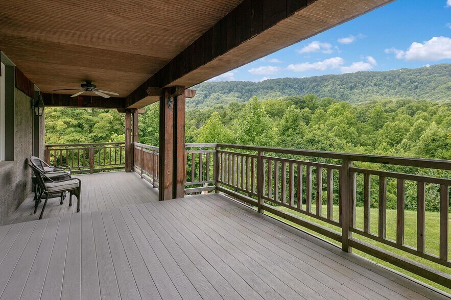 More Photos Of 1128 Saratoga Rd, Kingsport Lodge Meeting Hall For Sale