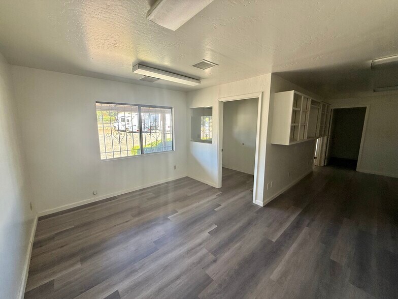 More Photos Of 13272 E Central Ave, Mayer General Retail For Lease