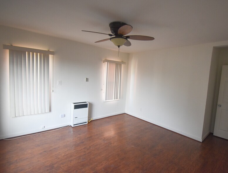 More Photos Of 2010 S Harcourt Ave, Los Angeles Apartments For Sale