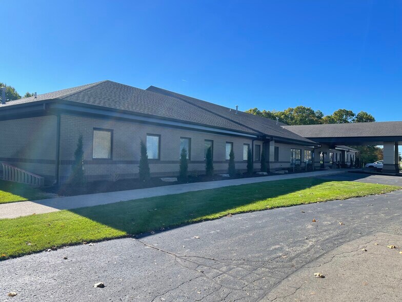 More Photos Of 3322 Beltline Ct NE, Grand Rapids Medical For Lease