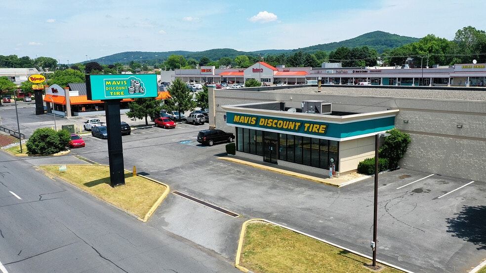 More Photos Of 3205-3215 N 5th St, Reading Unknown For Lease