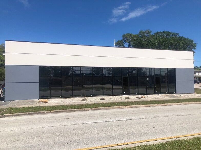 Primary Photo Of 1609 Ridgewood Ave, Holly Hill Freestanding For Sale