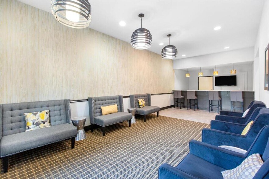 More Photos Of 13600 Hartman Ln, Walker Hotel For Sale