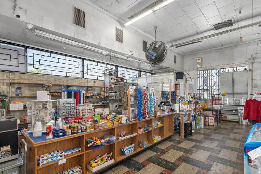 More Photos Of 5658 Clara St, Bell Gardens Supermarket For Sale