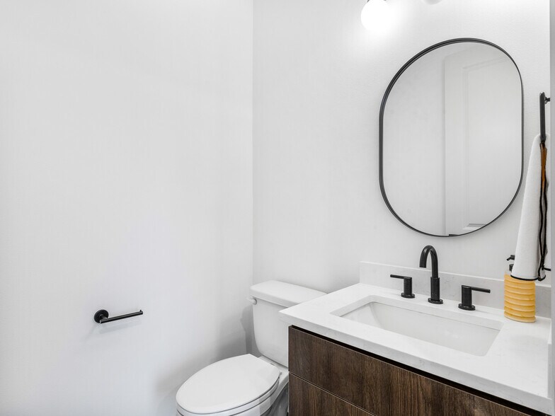 More Photos Of 7468 Tolman St, Portland Multifamily For Sale