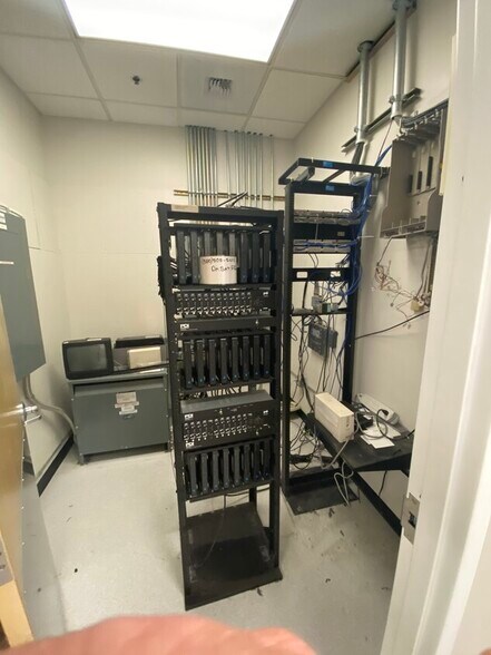 More Photos Of 2500 NW 229th Ave, Hillsboro Light Distribution For Lease
