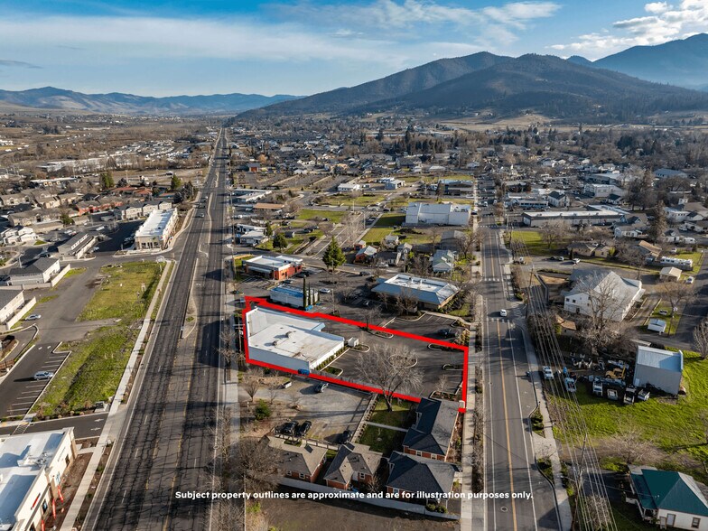 Primary Photo Of 209 N Pacific Hwy, Talent General Retail For Sale