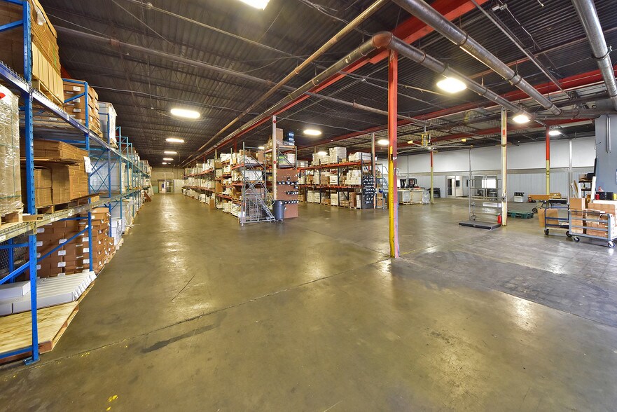 More Photos Of 1825 N Walnut Ave, Oklahoma City Warehouse For Lease