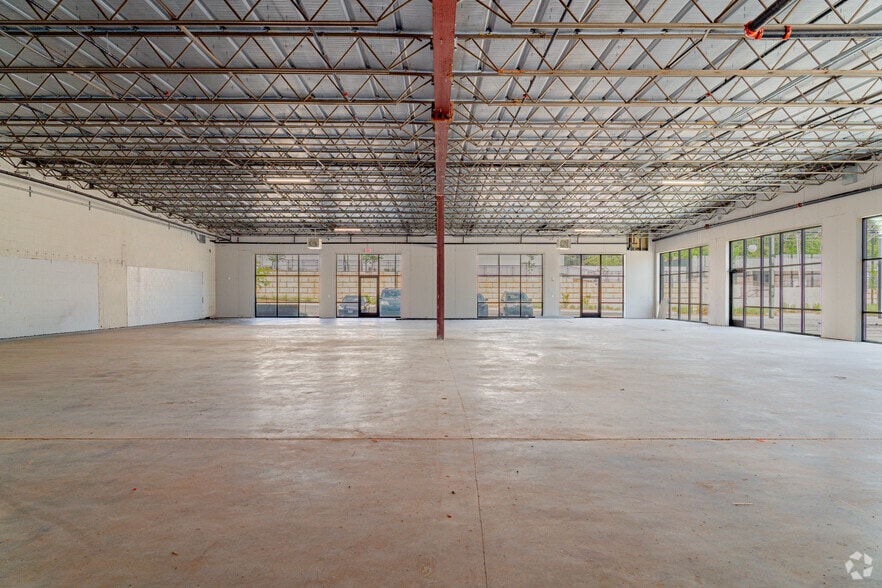 More Photos Of 2300-2312 Atlantic Ave, Raleigh Unknown For Lease