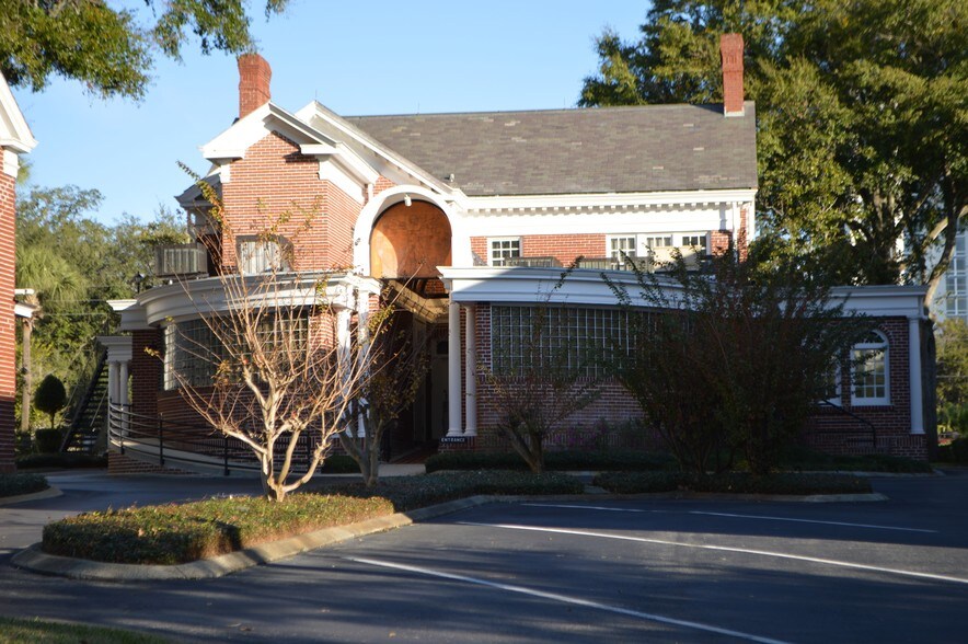 More Photos Of 80 W Gore St, Orlando Medical For Sale