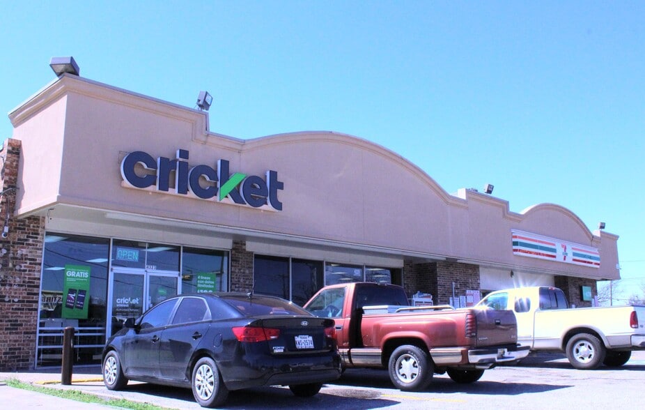 More Photos Of 4311 Maple Ave, Dallas Freestanding For Sale