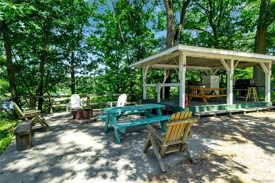 More Photos Of 14339 Roosevelt Hwy, Waterport Marina For Sale