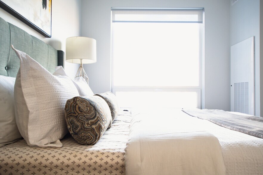 More Photos Of 4501 N Sheridan Rd, Chicago Apartments For Lease