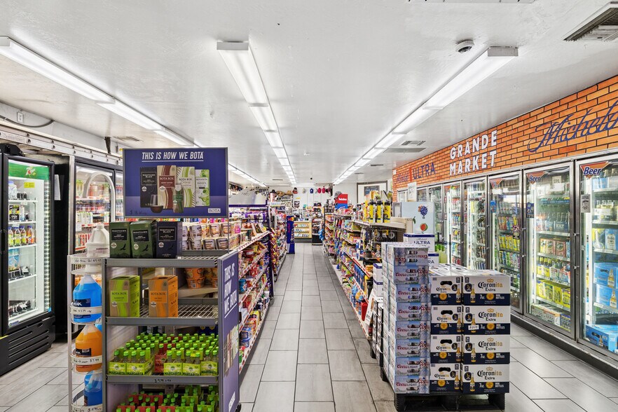 More Photos Of 320 W Florence Blvd, Casa Grande Convenience Store For Sale