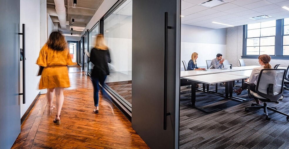 More Photos Of 2000 W Marshall St, Richmond Office For Lease
