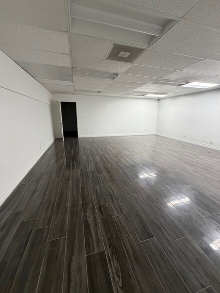 More Photos Of 207-209 E Pomona Blvd, Monterey Park Office For Lease