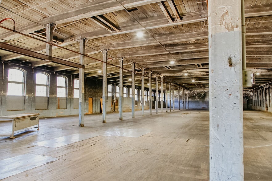 Primary Photo Of 340 Seaboard St, Vass Warehouse For Sale