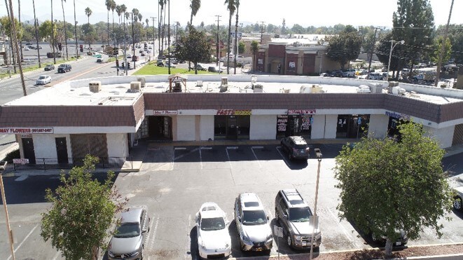 More Photos Of 5300 Arlington Ave, Riverside Freestanding For Sale