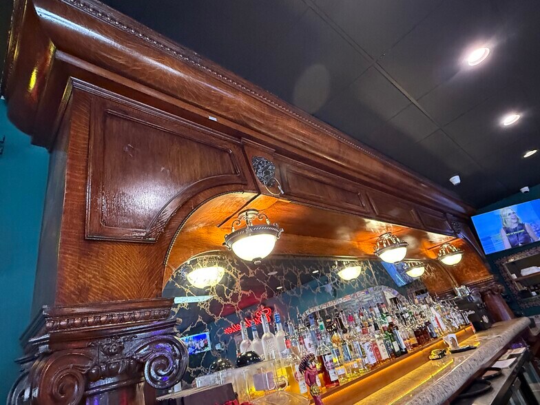 More Photos Of 109 E Corpening Ave, La Mesa Restaurant For Sale