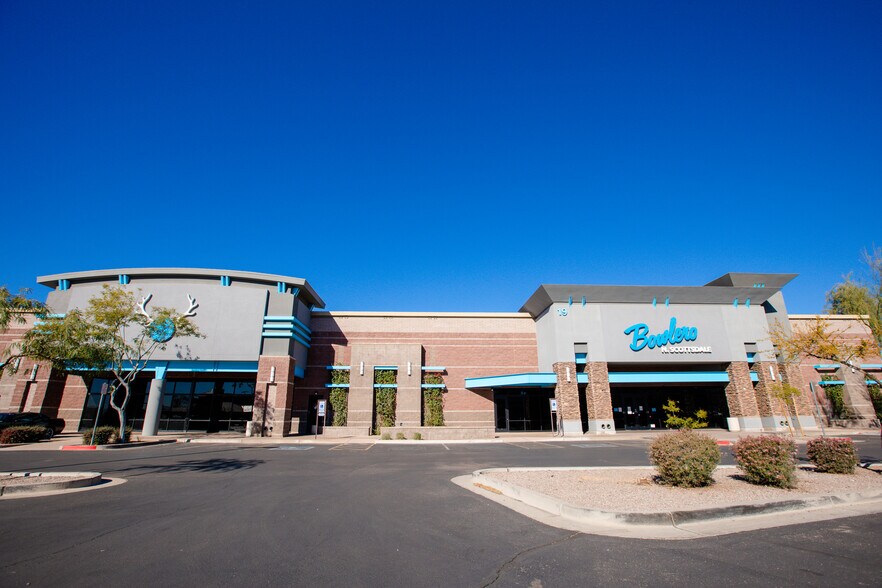 More Photos Of 7000 E Mayo Blvd, Phoenix Unknown For Lease