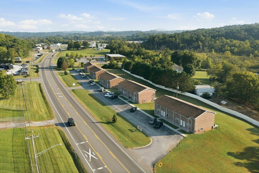 More Photos Of 3100 E Governor John Sevier Hwy, Knoxville Multifamily For Sale
