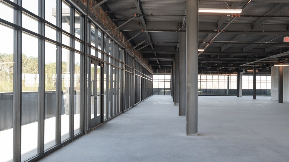 More Photos Of 329 S Royal Oaks Blvd, Franklin Medical For Sale