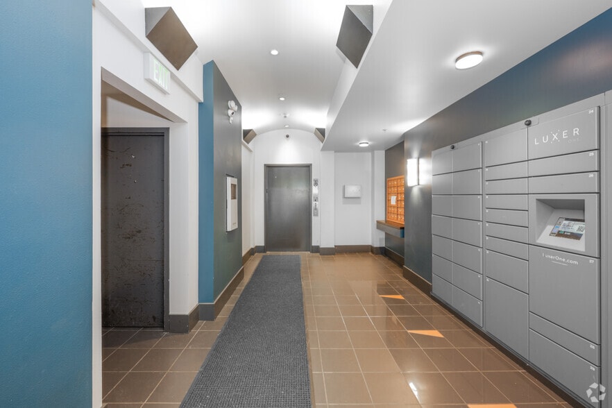 More Photos Of 1808 Bellevue Ave, Seattle Apartments For Lease