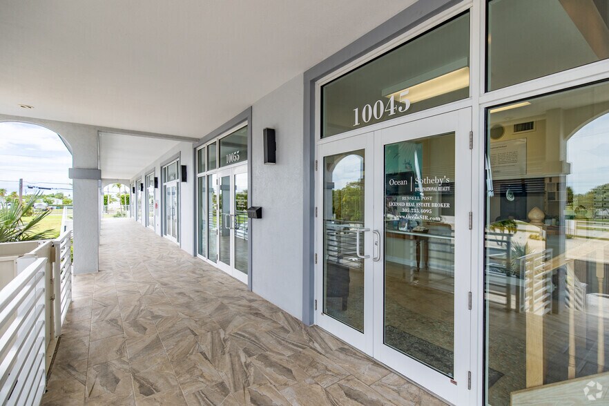 More Photos Of 10005-10095 Overseas Hwy, Marathon Office For Sale