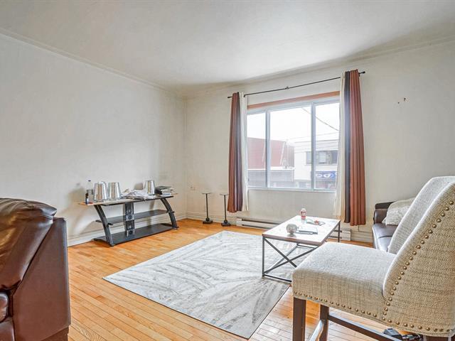 More Photos Of 2351-2357 Rue Jean-Talon E, Montréal Storefront Retail Residential For Lease