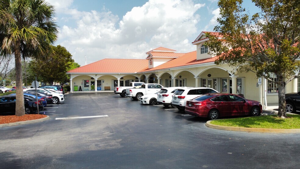 More Photos Of 698-750 SW Port St Lucie Blvd, Port Saint Lucie Storefront Retail Office For Lease