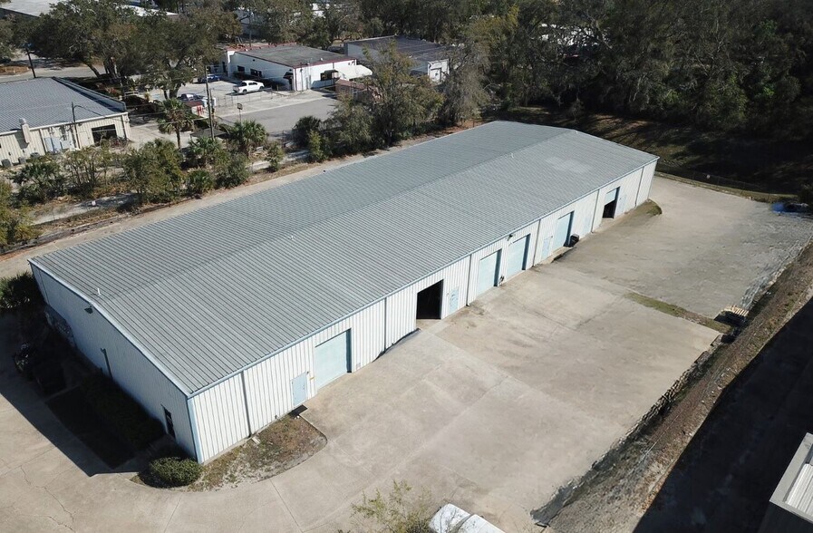 More Photos Of 6962 Edgewater Dr, Orlando Warehouse For Sale