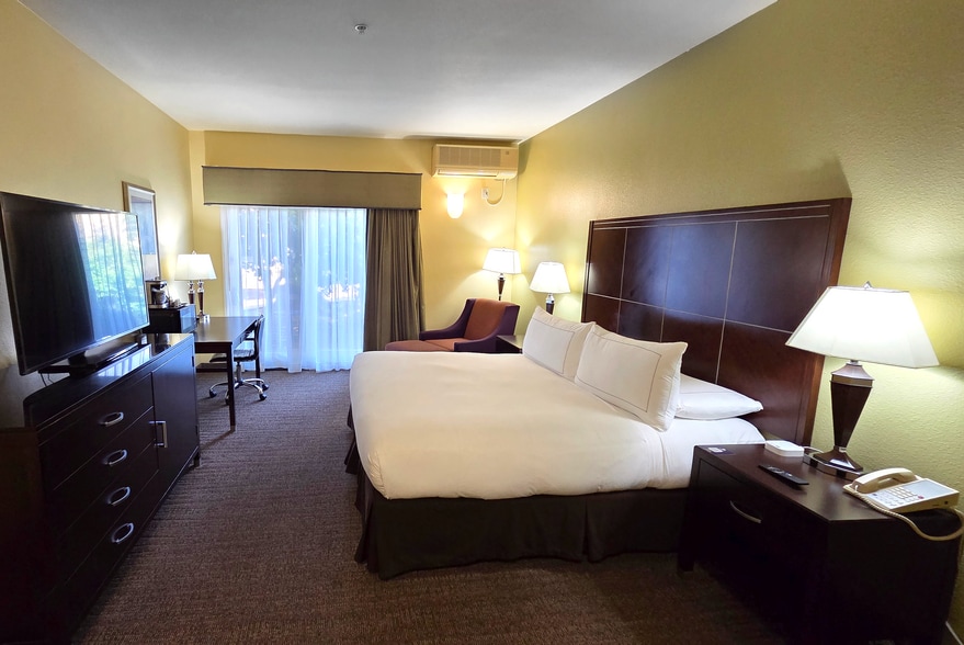 More Photos Of 3600 Broadway St, American Canyon Hotel For Sale