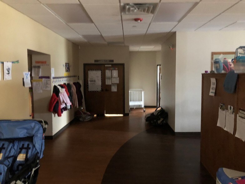 More Photos Of 315 W 3rd St N, Newton Office For Sale
