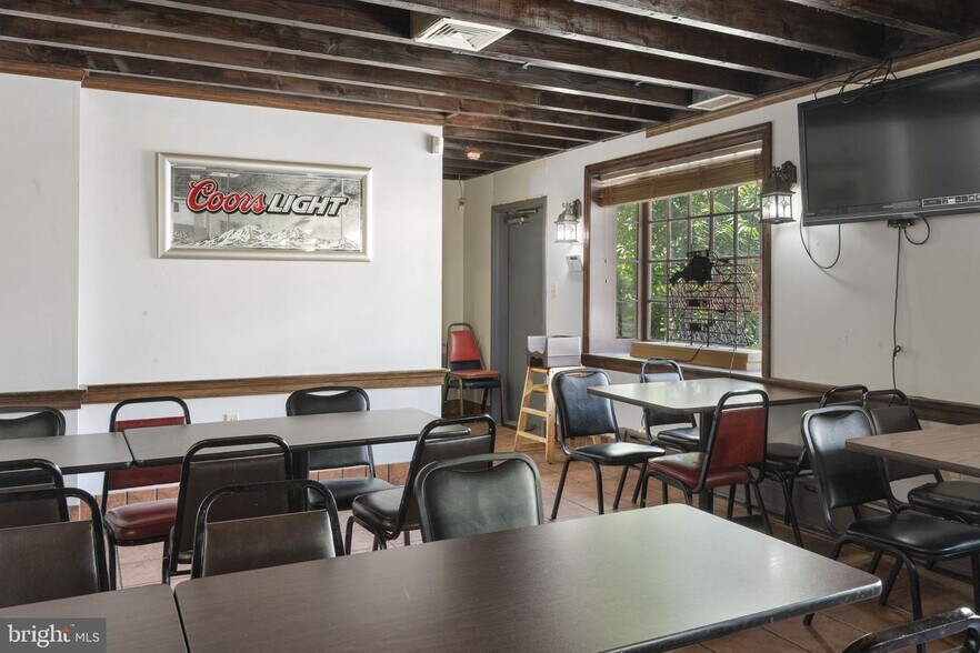 More Photos Of 5 Spring Valley Rd, Reading Restaurant For Sale