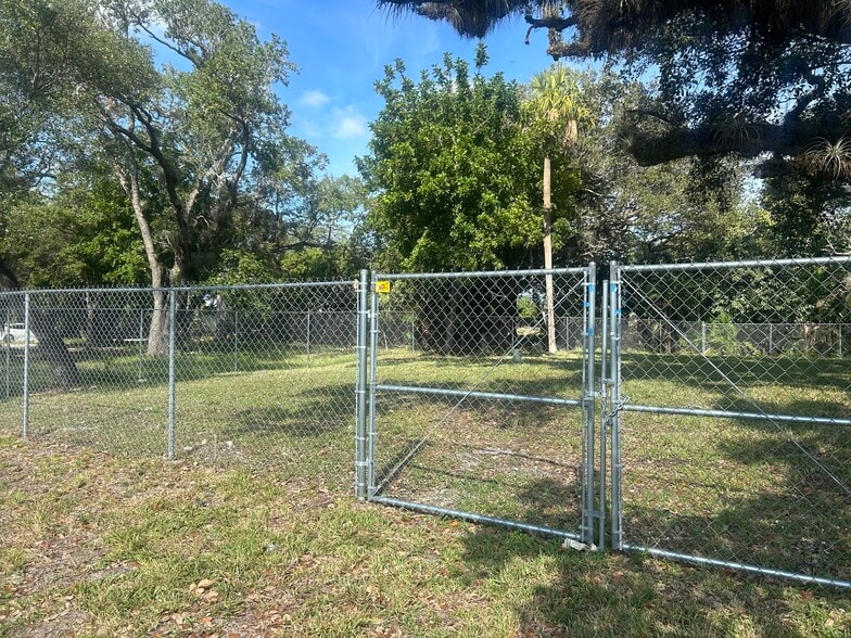 More Photos Of 2551 SW 36th St, Dania Beach Land For Sale