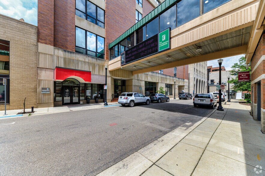 More Photos Of 125 S Kalamazoo Mall, Kalamazoo Apartments For Sale