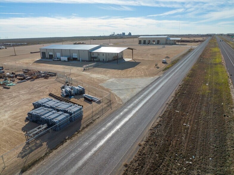 More Photos Of 14661 W I-20, Odessa Warehouse For Lease
