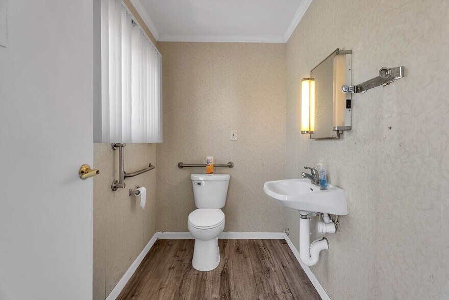 More Photos Of 34845 23 Mile Rd, Chesterfield Office For Sale