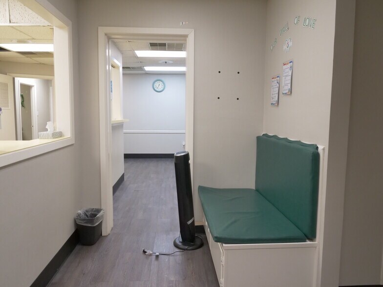 More Photos Of 1605 Lake Success Dr, Waco Office For Lease