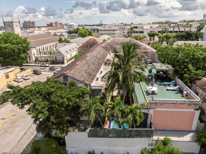 More Photos Of 40 George St, Nassau Hotel For Sale