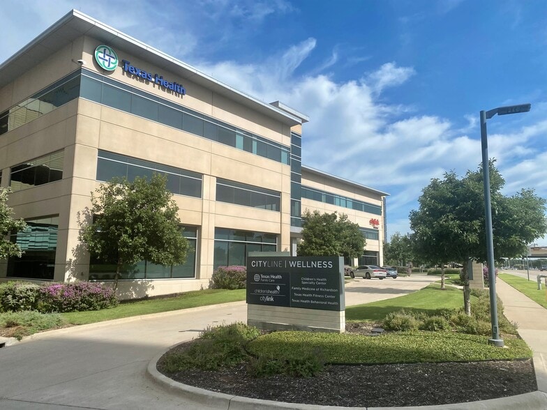 More Photos Of 3661 N Plano Rd, Richardson Medical For Lease