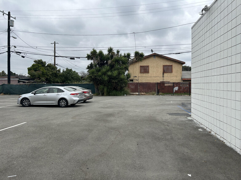 More Photos Of 10616 Avalon Blvd, Los Angeles Loft Creative Space For Sale
