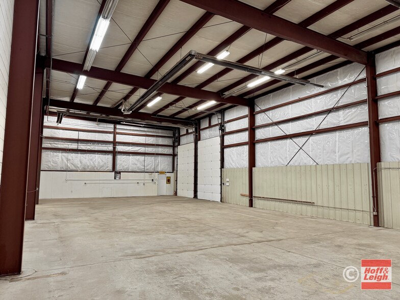 More Photos Of 2110 Naegele Rd, Colorado Springs Warehouse For Sale