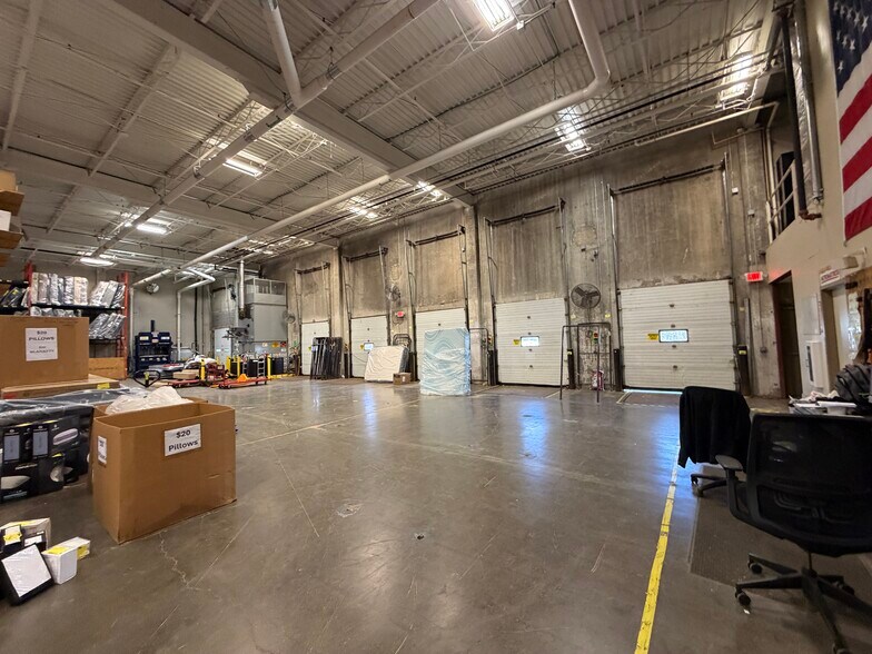 More Photos Of 3545 John Glenn Blvd, Syracuse Warehouse For Lease