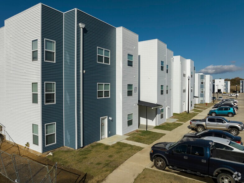 More Photos Of 45 Spectra Dr, Starkville Apartments For Sale