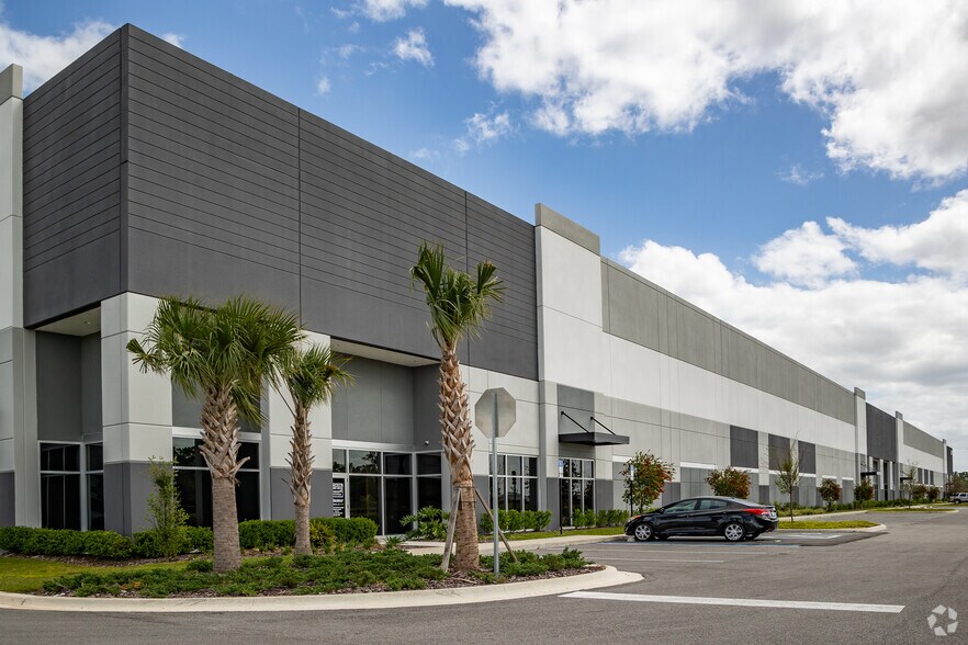 More Photos Of 2901 SW 60th Ave, Ocala Unknown For Lease