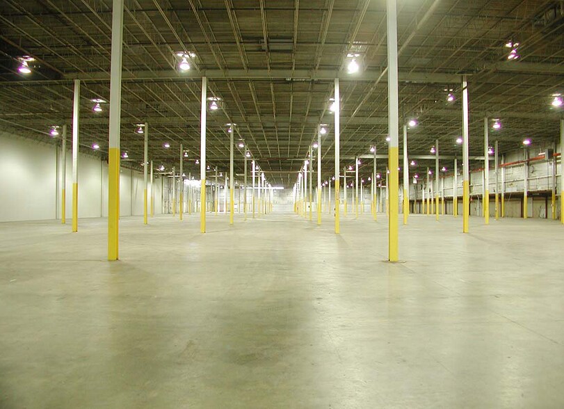 More Photos Of 5550 Winchester Ave, Martinsburg Warehouse For Lease