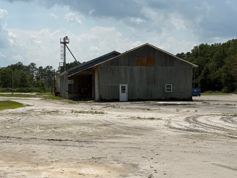 More Photos Of 28536 US Highway 264 E, Belhaven Industrial For Sale