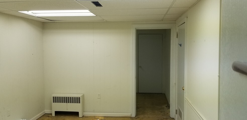 More Photos Of 318 S South St, Gastonia Office For Lease