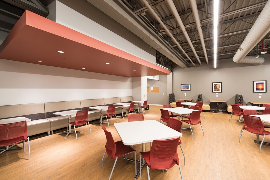 More Photos Of 2525 N 117th Ave, Omaha Office For Sale